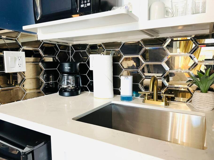 Modern Design Studio For Two Gaslamp District! Located In The Heart Of Downtown San Diego! Apartment Exterior photo